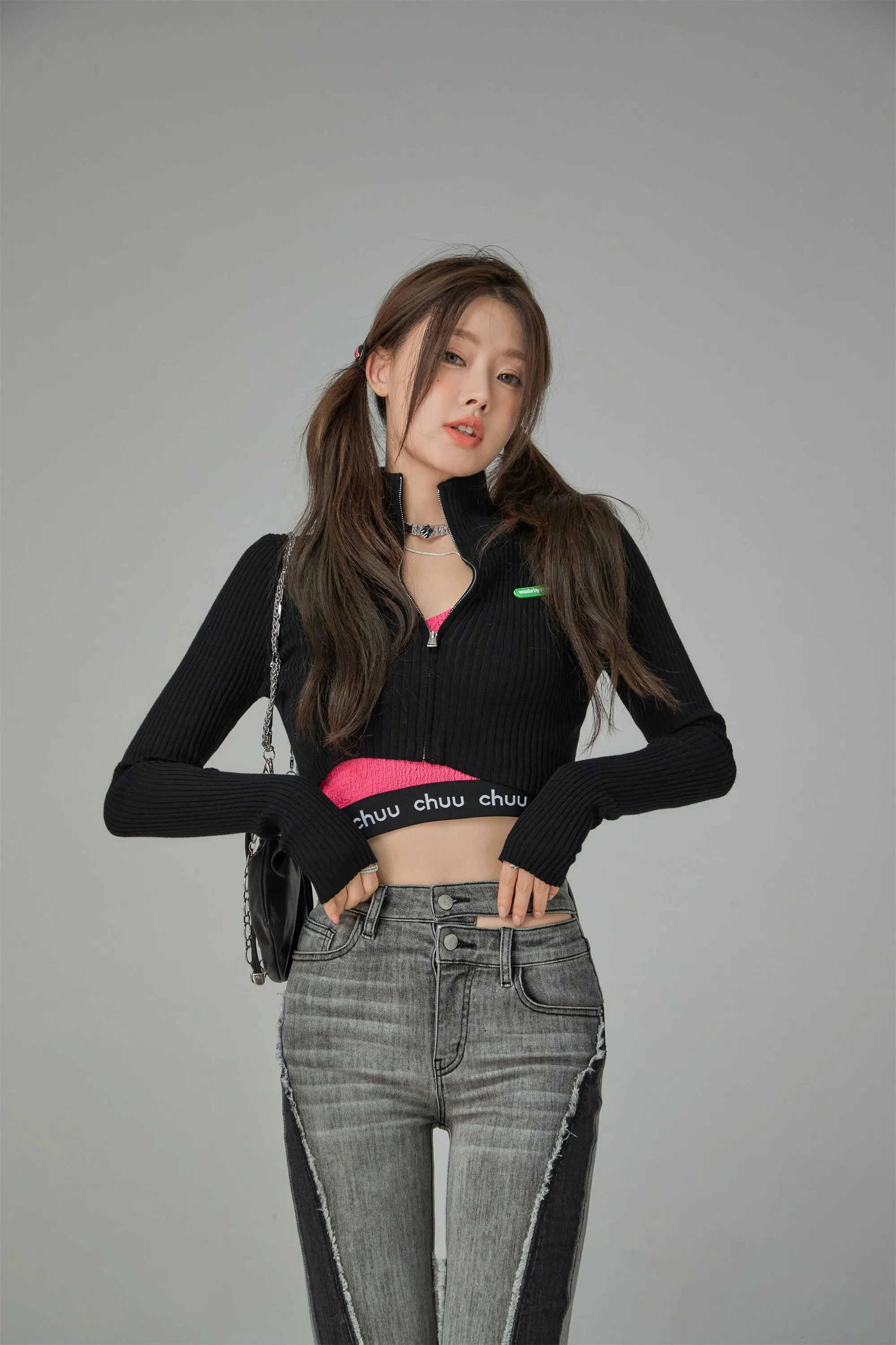 Chuu Girl Slim Crop Cardigan