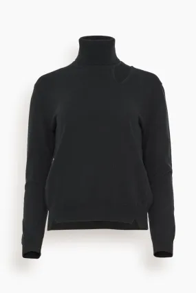 Oyster Sweater in Black